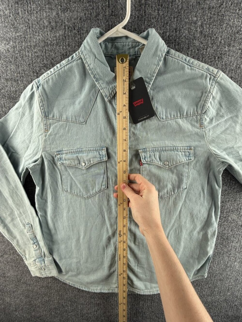 NWT Levi’s Pearl Snap Up Shirt Western Denim Pockets Lightweight Medium Blue - Picture 7 of 15